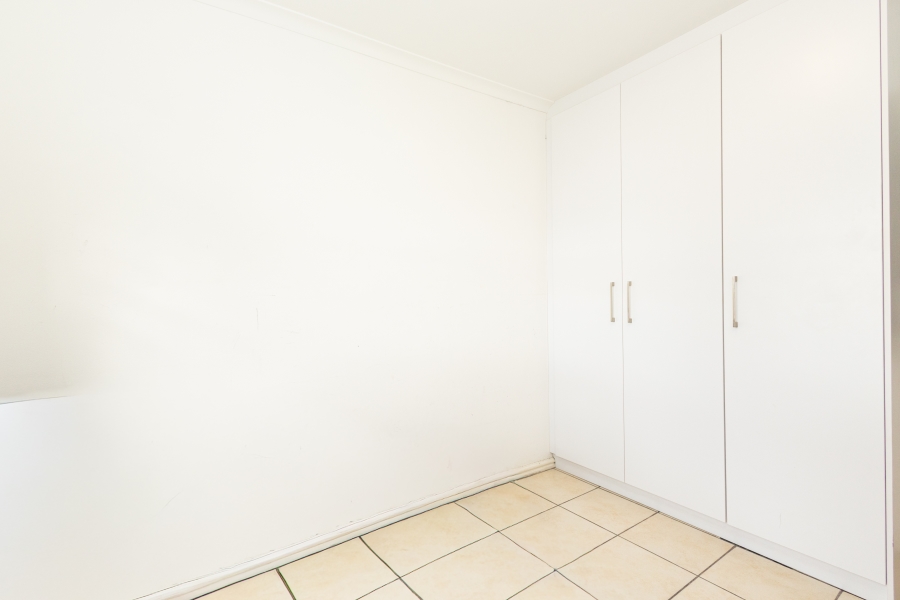 2 Bedroom Property for Sale in Vredekloof Heights Western Cape